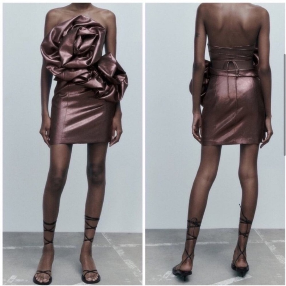NEW - Zara Voluminous Flower Strapless Mini Dress XS